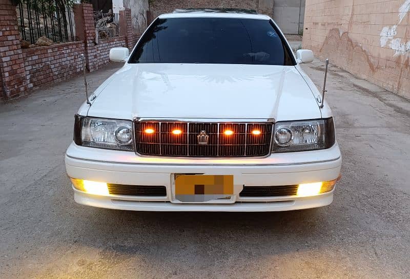 Toyota Crown 1996/2015 1