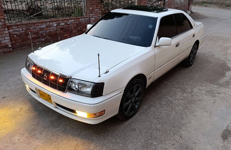 Toyota Crown 1996/2015 2