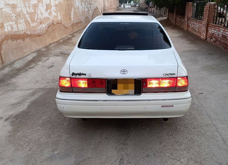 Toyota Crown 1996/2015 4