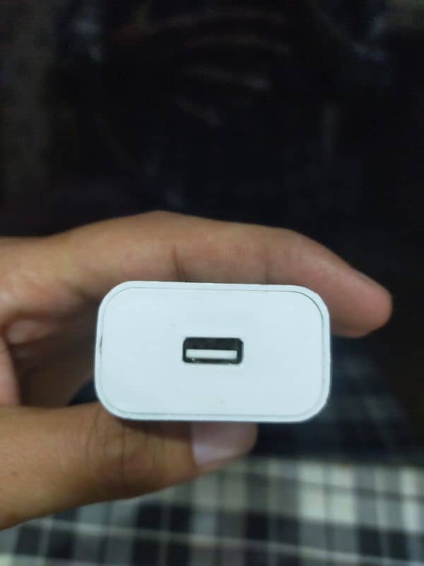 Vivo 40W Fast Charging Adapter 2