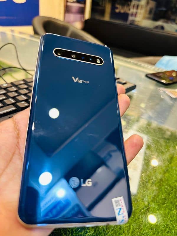 LG V60 THINQ 2