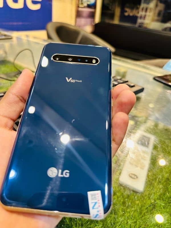 LG V60 THINQ 3