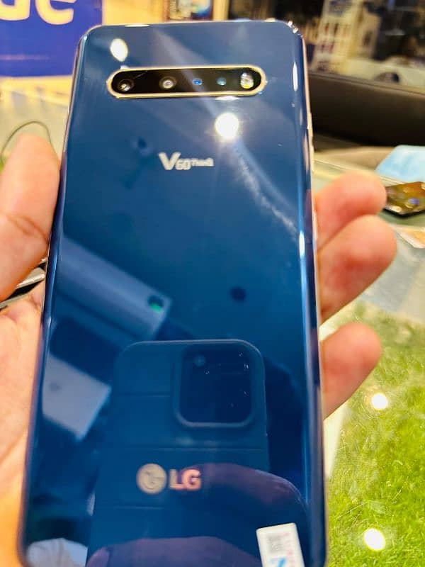 LG V60 THINQ 4