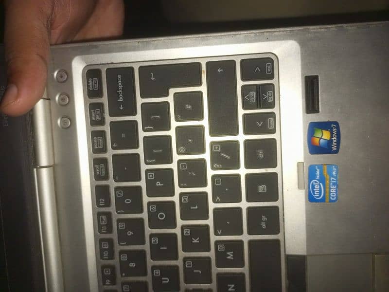 HP laptop 12gb ram 300 gb hard 3