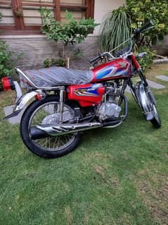 Honda CG125 Red. Excellent Condition