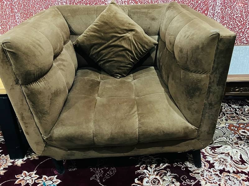 five seater wooden sofa for sale 7