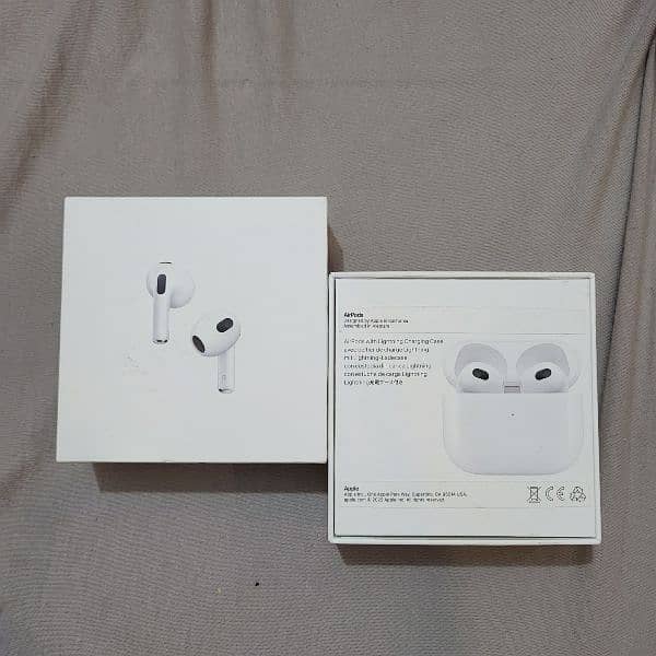 Apple AirPods 3rd Generation 1