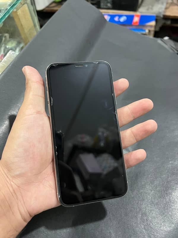 iPhone XS pTA approved duil sim approved 64 gb all ok condition 1