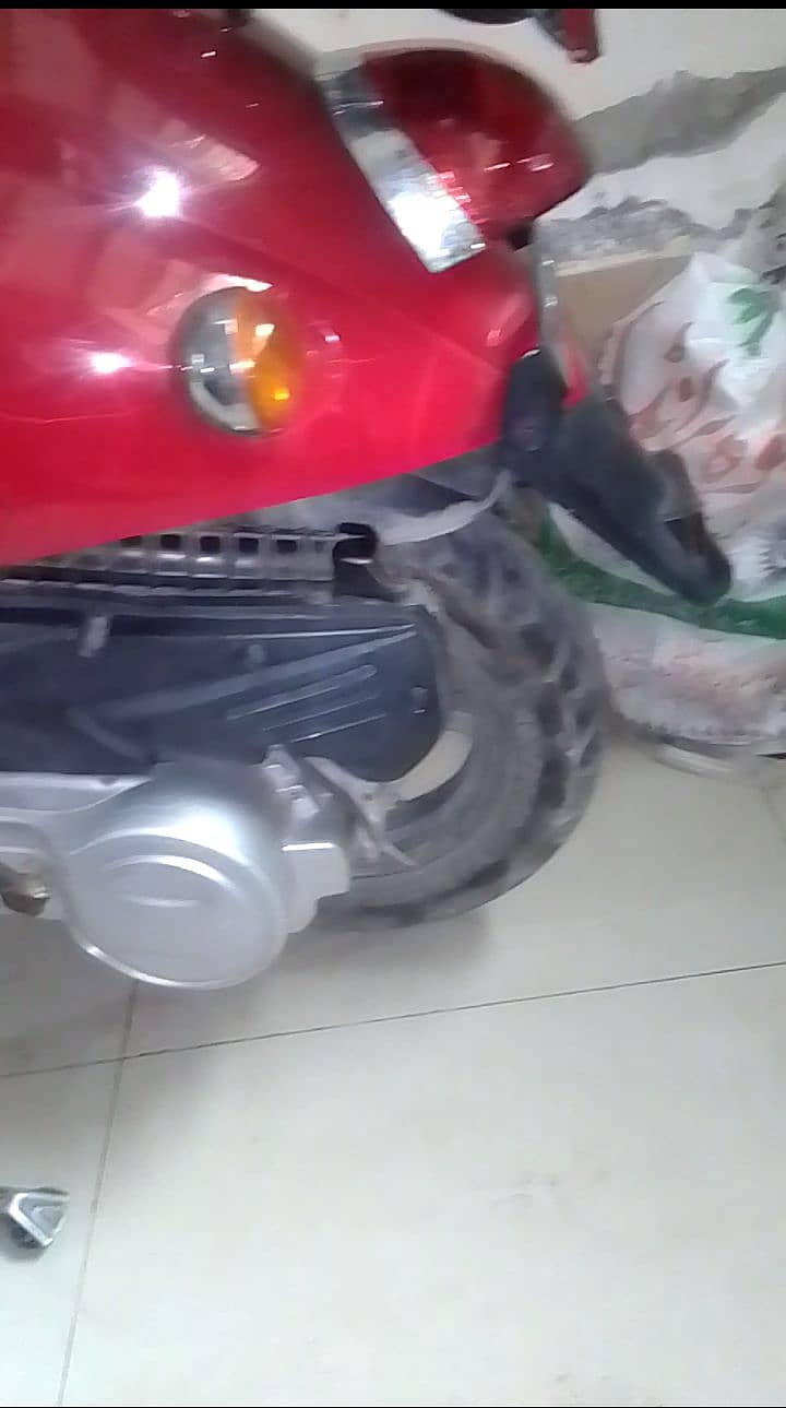 Best Imported Scooty For Sale In New Condition 4