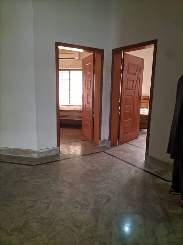 1 Kanal single story House for rent in model town 5