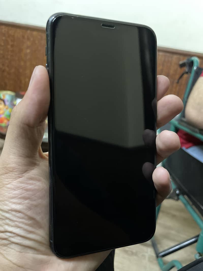 IPhone 11 Pro Max JV 64 GB Whatsapp Me 0