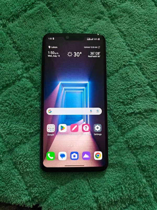 LG G8 think Q water pack 1