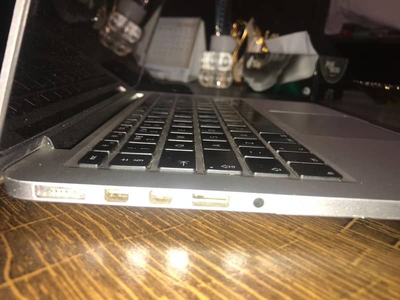 MacBook Pro 13" (2015) - 8GB RAM, 256GB SSD - Excellent Condition! 2