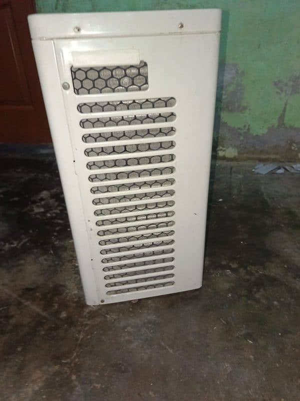 Kenwood A/C Non Inverter 1.5 Ton 1