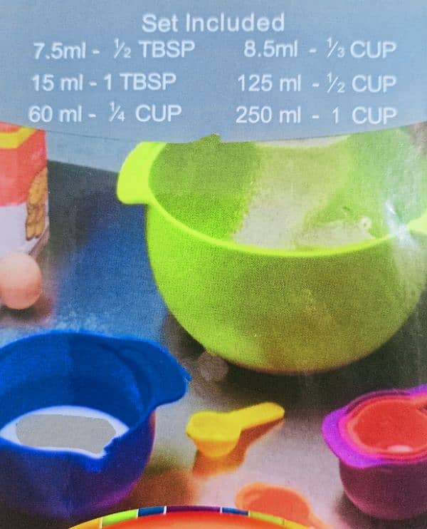 ice bucket and spoons for baking 10