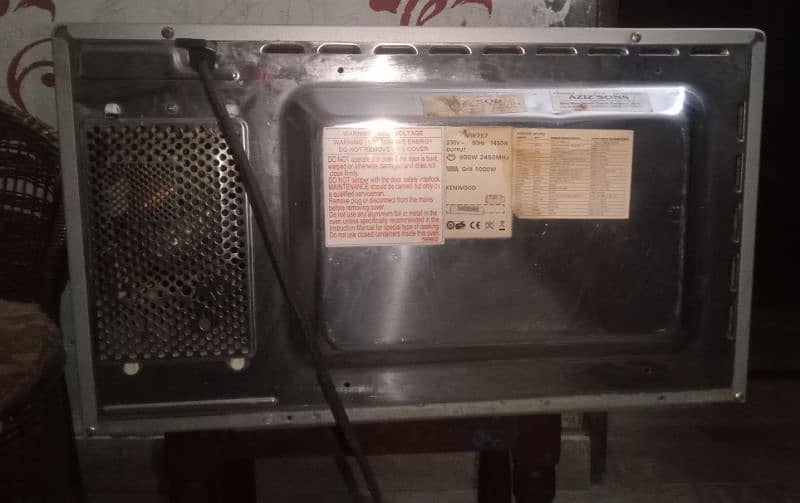 Kenwood microwave oven for sale best condition MW757 4