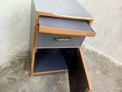 office Cabinet Drawer good condition metal body