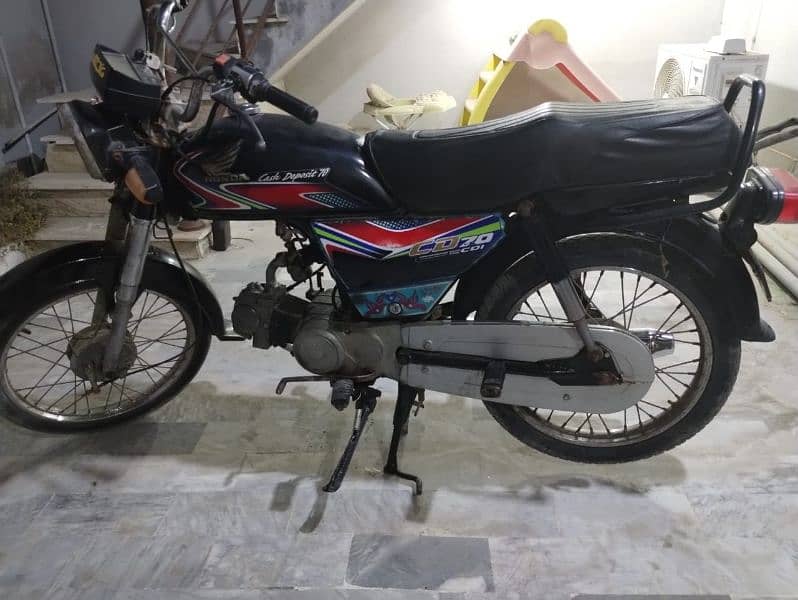 Honda 70 2017 model Karachi no 2