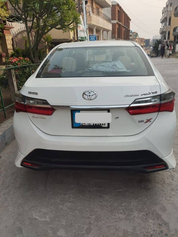 Toyota Corolla Altis x automatic 1.6 special edition 1