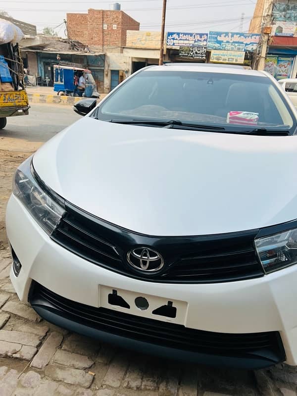 Toyota Altis Grande 2014 1