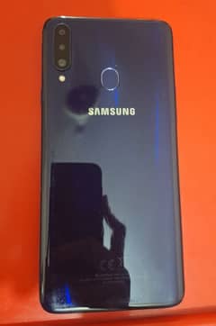 selling Samsung a20s