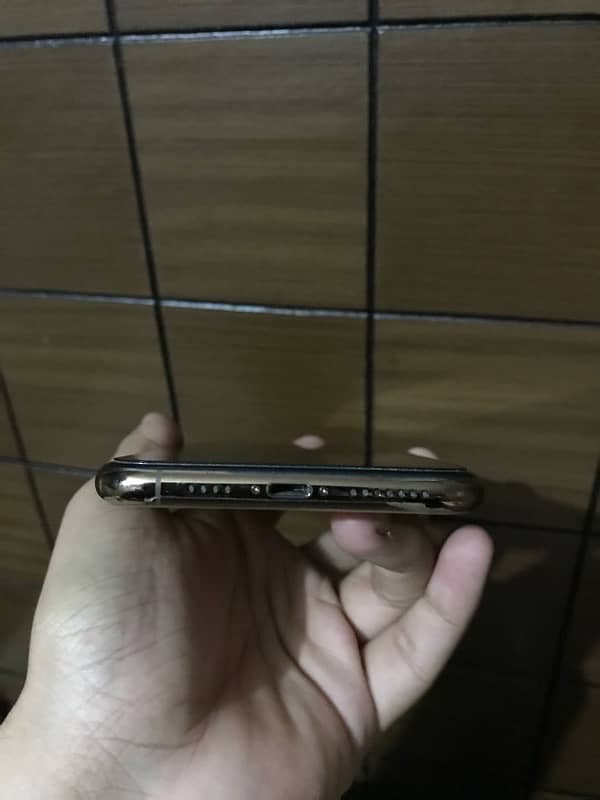 Iphone 11 pro max 7