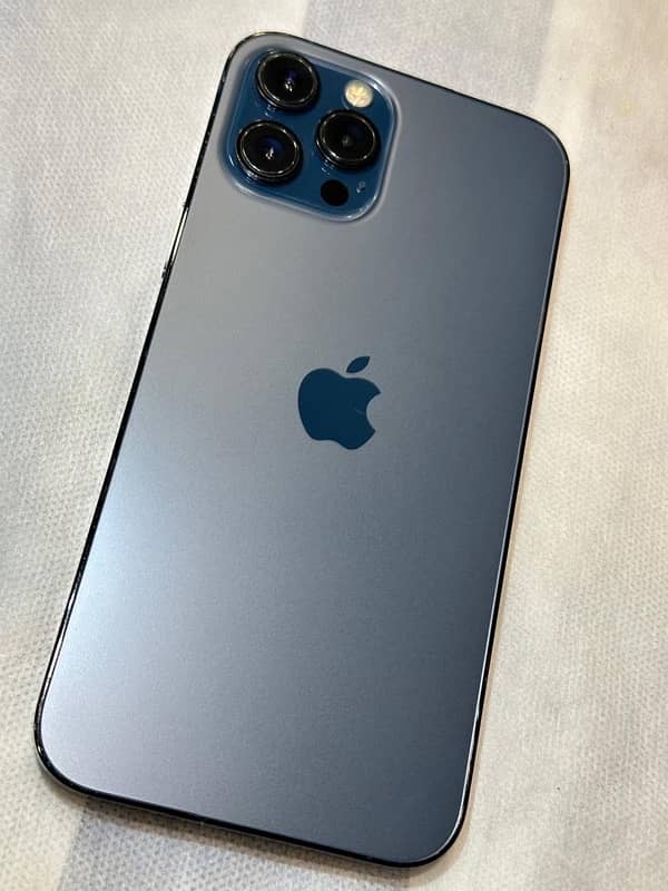 Iphone 12 pro max 12