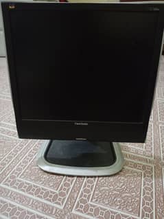 LCD 18 inch View sonic original for sale Lush condition no fault