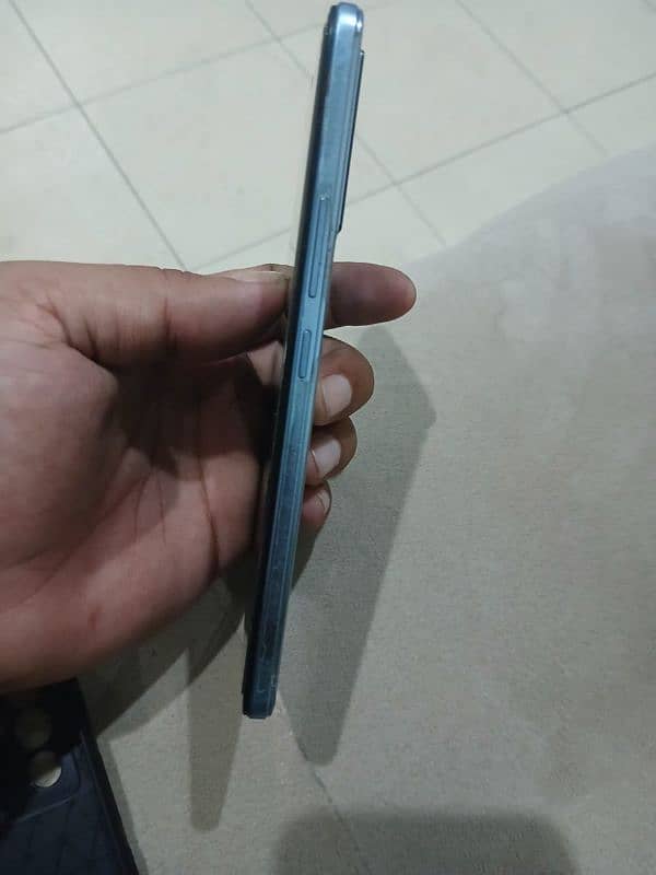 Vivo v23e condition 10/9 10