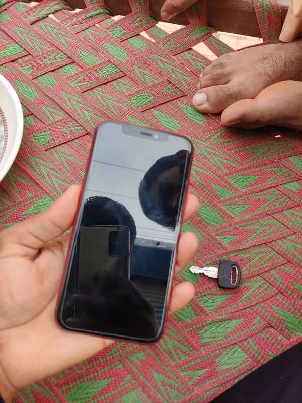 iPhone XR 64 jaw ha whasapp number 0302158657630 0