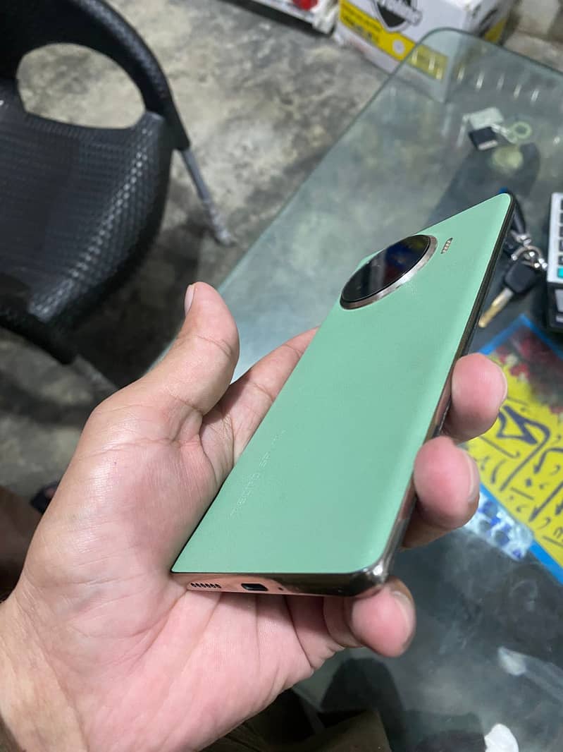 Tecno spark 20pro plus 0