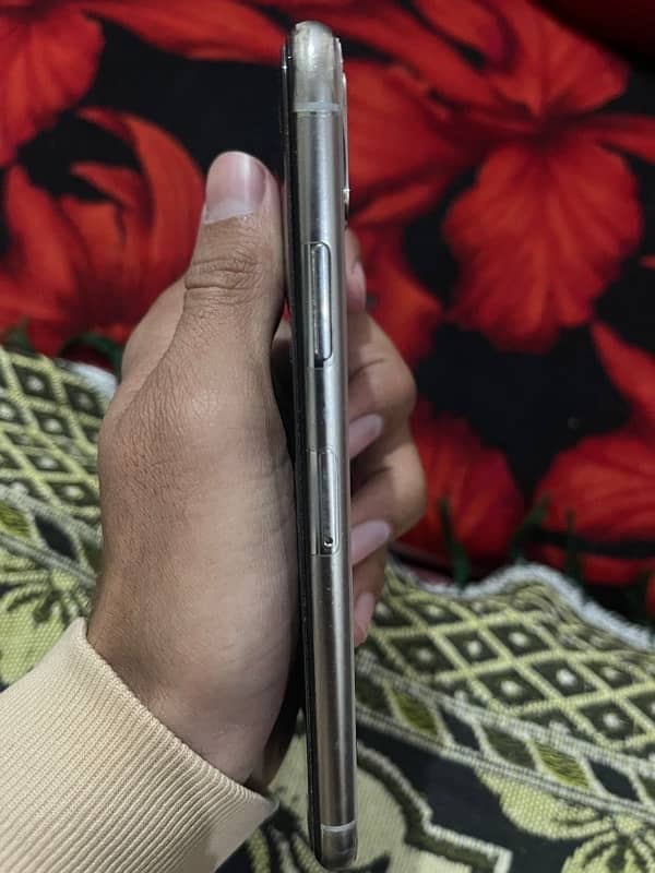 Iphone X 64gb PTA APPROVED 3