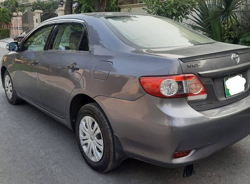 Toyota Corolla GLI 2011 9