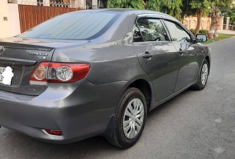 Toyota Corolla GLI 2011 11