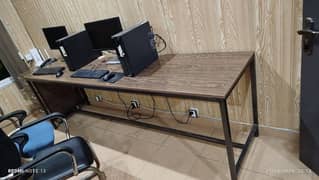 Workstations Tables