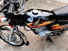 Honda 125 Model 2021 |Gift For Honder Lover | 7000  KM Drive