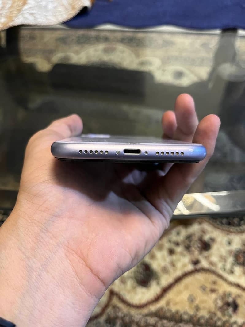 Iphone 11 64gb non pta factory unlocked 2