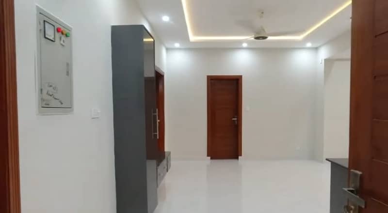 G-11/3 PHA C-Type Fully Renovated Tile Floor Flat For Sale 19