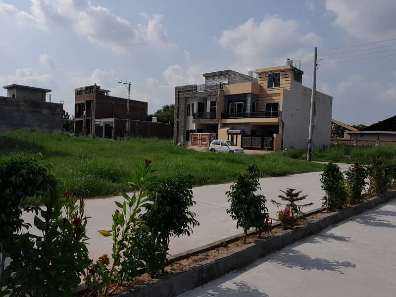 Commercial Corner main boulevard plot for sale on very ideal location Executive lodges opp Askari 14 main Gate adiala road rawalpindi 17