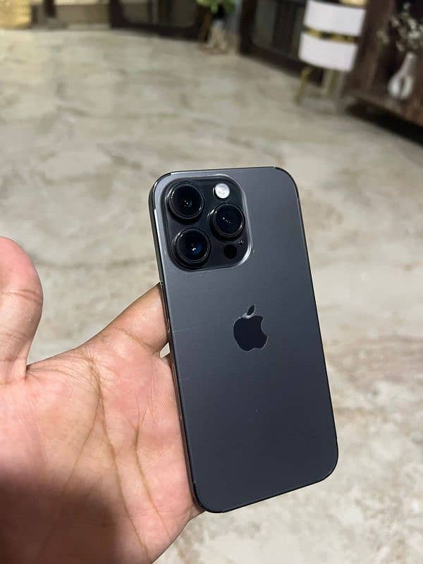 Apple IPhone 14 Pro 128gb Jv LLA Black Color 1