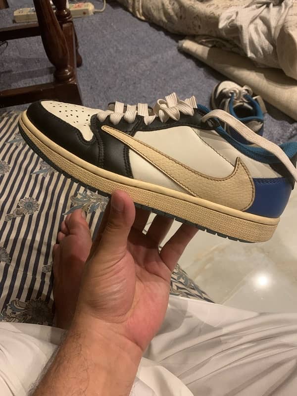 Jordan 1 Retro low OG Sp fragment x Travis’s Scott 1