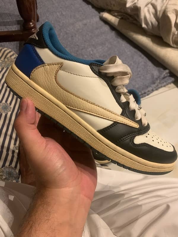 Jordan 1 Retro low OG Sp fragment x Travis’s Scott 2