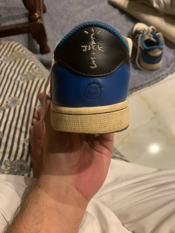 Jordan 1 Retro low OG Sp fragment x Travis’s Scott 4