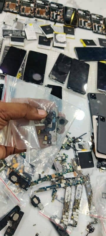 Google pixel All Models parts 100% original Cash on delivery available 9