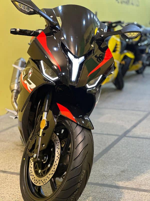 BMW S1000RR REPLIKA 400 CC INSTALLMENT PLAIN AVAILABLE 5