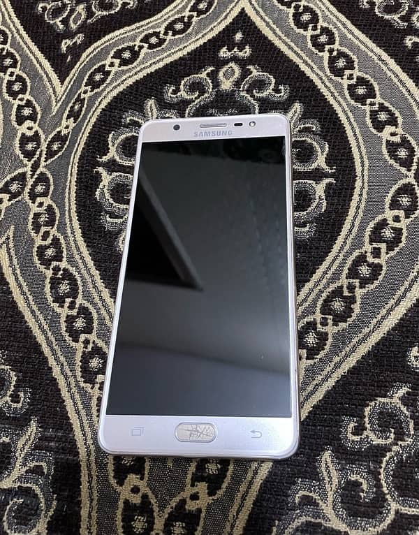 SAMSUNG J7 max with box . Dual sim PTA Approved  . No Open No repair 1