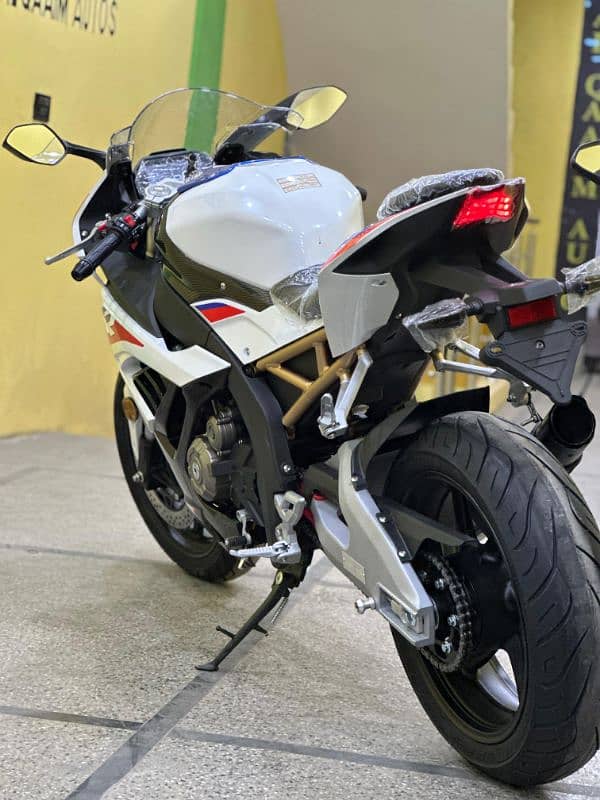 BMW S1000RR REPLIKA 400 CC INSTALLMENT PLAIN AVAILABLE 17