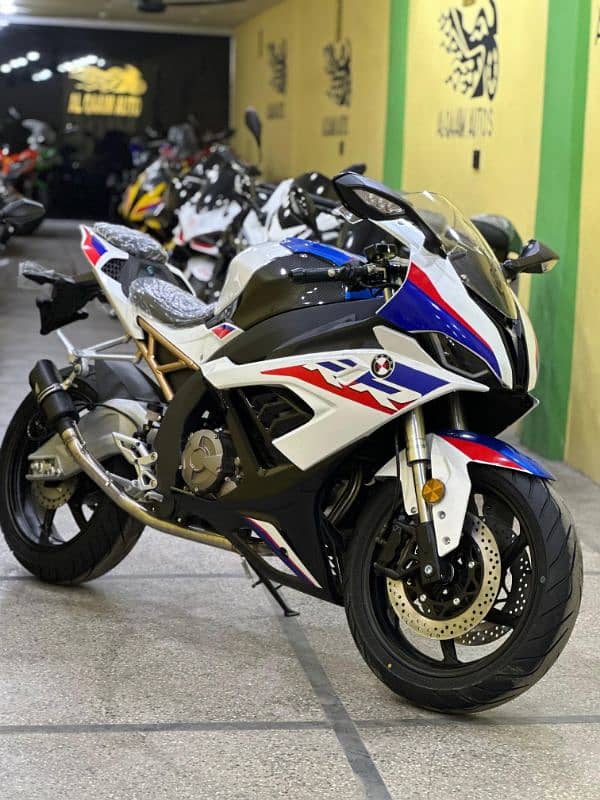 BMW S1000RR REPLIKA 400 CC INSTALLMENT PLAIN AVAILABLE 18