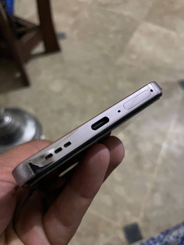 Selling Oppo Reno 12F 6