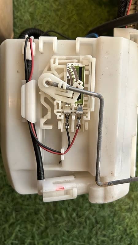 fuel pump assembly corolla 11